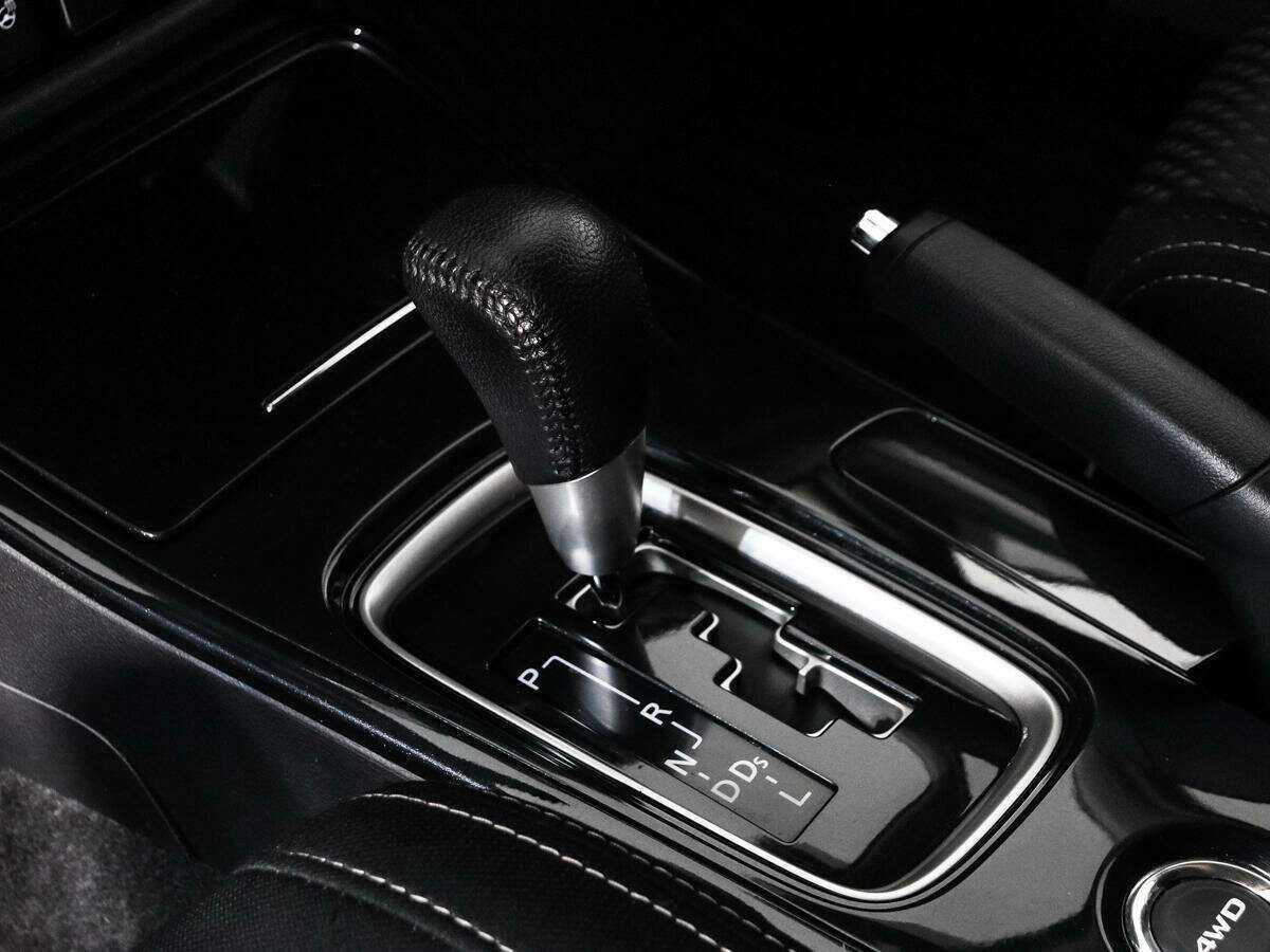 Купить Mitsubishi Outlander с пробегом. Фото: #9