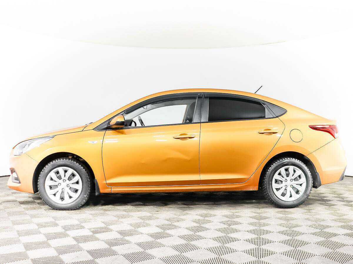 Купить Hyundai Solaris с пробегом. Фото: #7