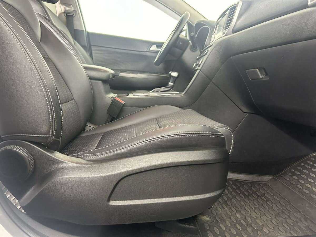 Купить Kia Sportage с пробегом. Фото: #12