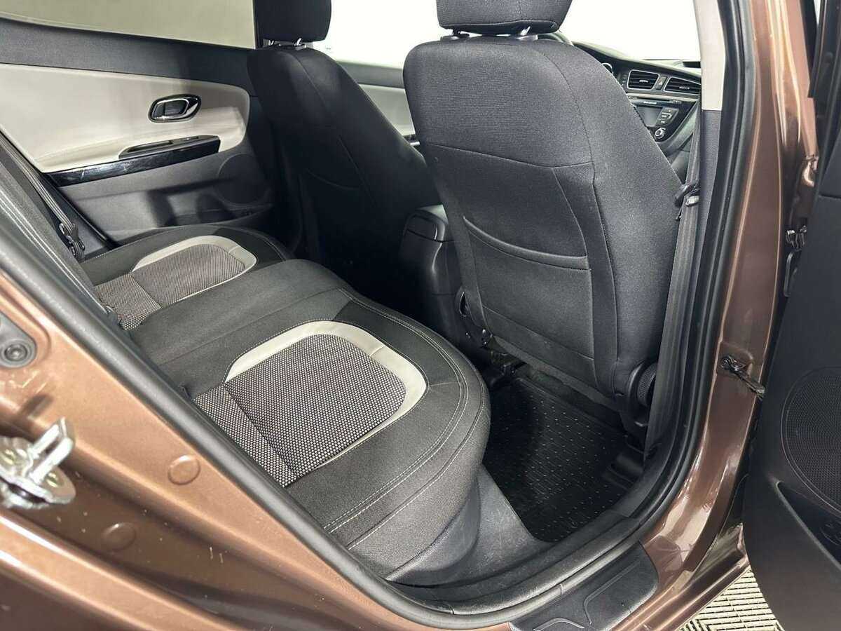 Купить Kia Ceed с пробегом. Фото: #15