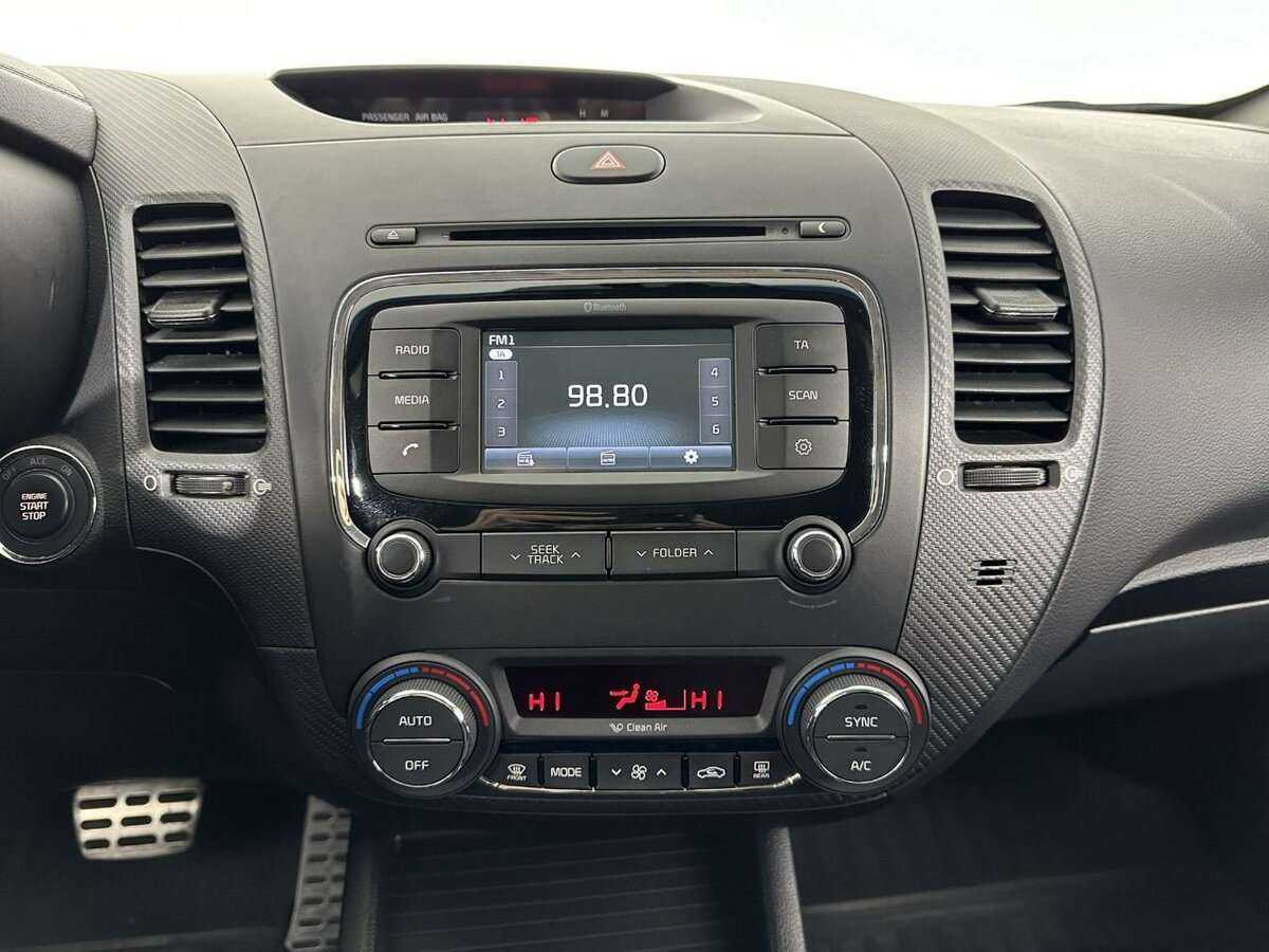 Купить Kia Cerato с пробегом. Фото: #11