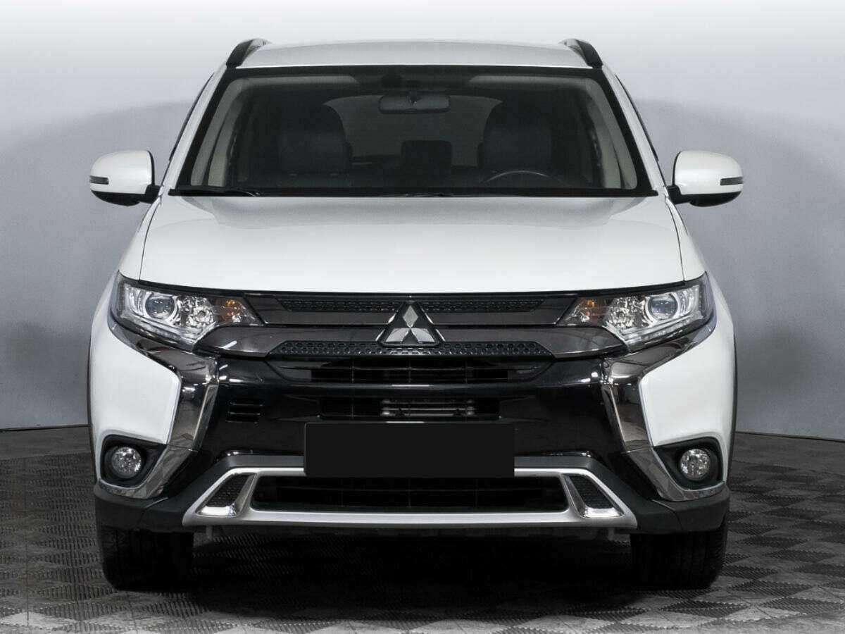 Купить Mitsubishi Outlander с пробегом. Фото: #1