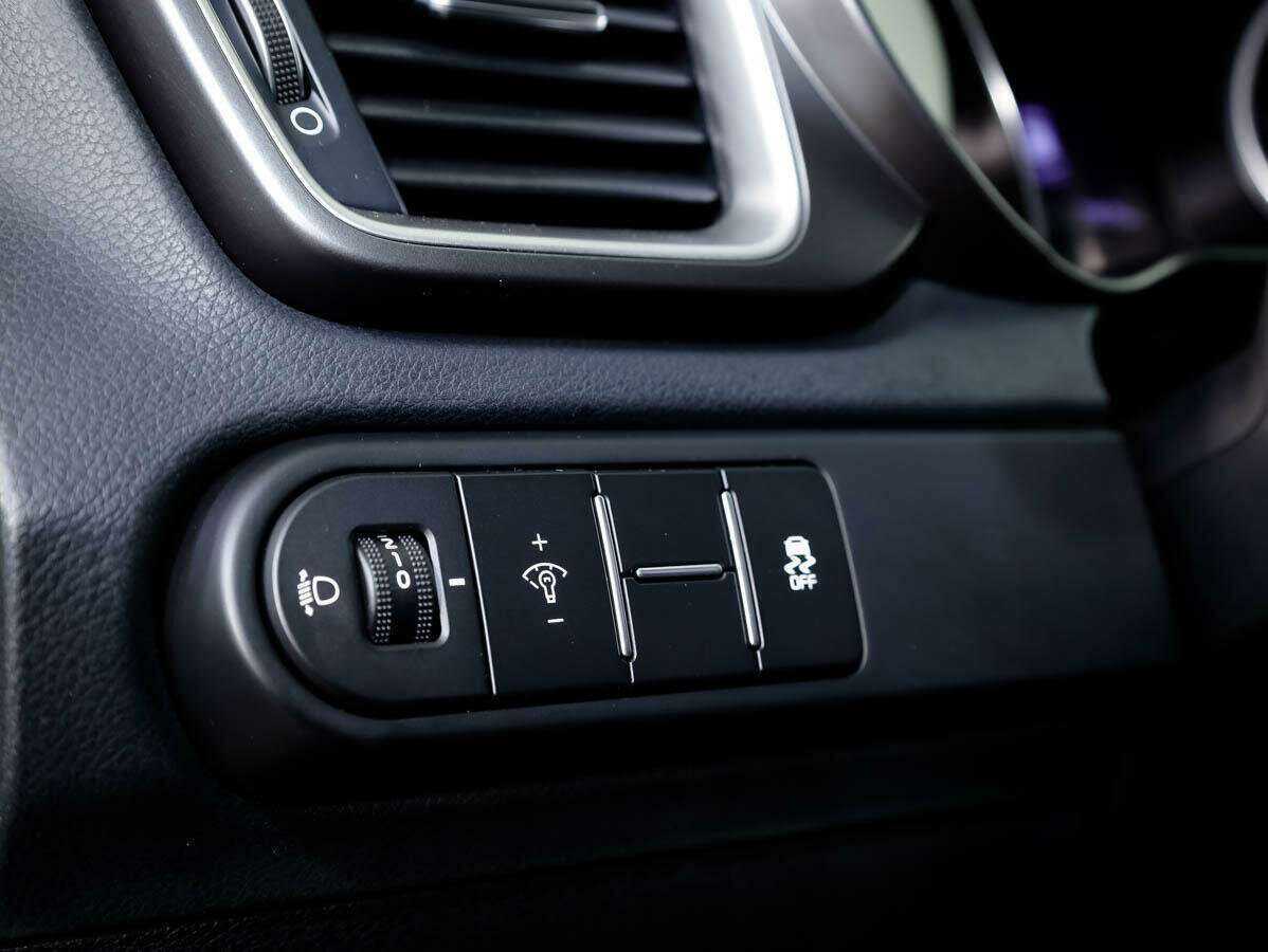 Купить Kia Ceed с пробегом. Фото: #13