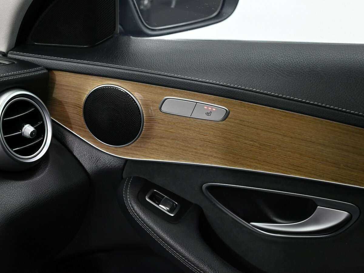 Купить Mercedes-Benz C-Класс с пробегом. Фото: #8