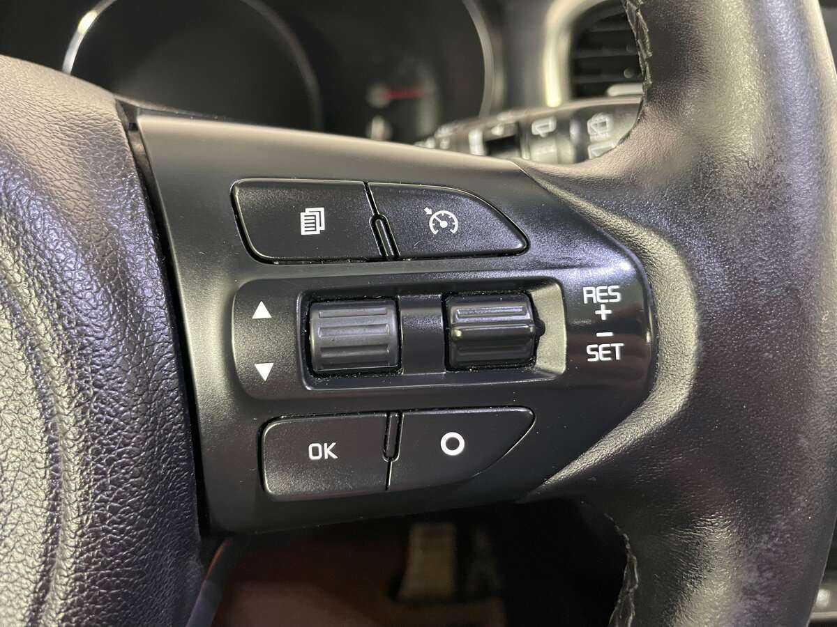 Купить Kia Sorento с пробегом. Фото: #17