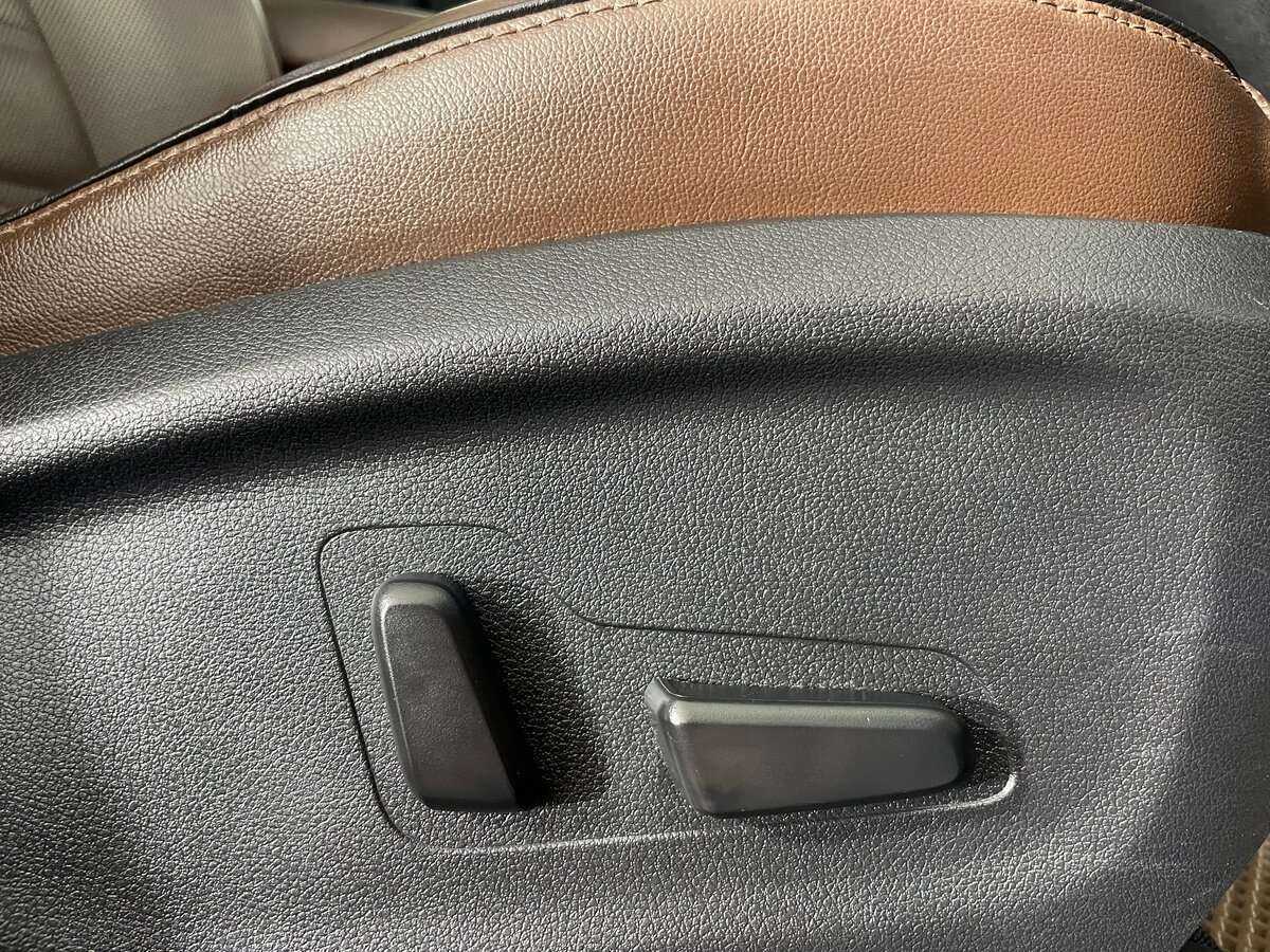 Купить Kia Sorento с пробегом. Фото: #22