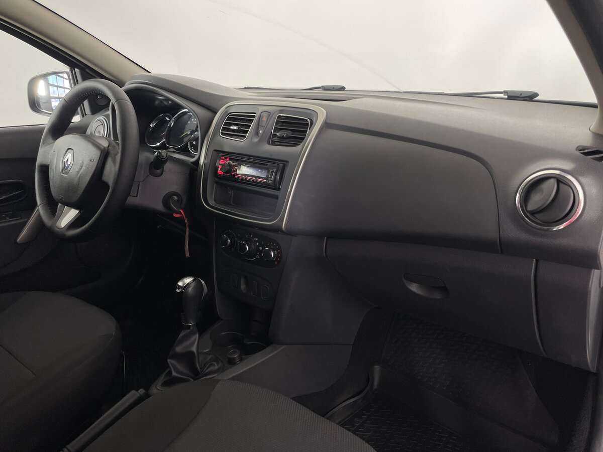 Купить Renault Logan с пробегом. Фото: #7