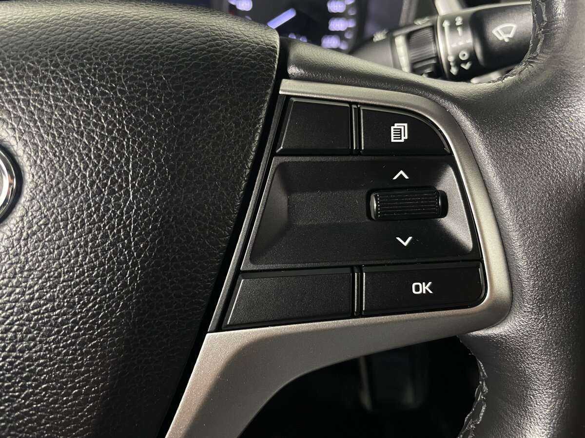 Купить Hyundai Solaris с пробегом. Фото: #16