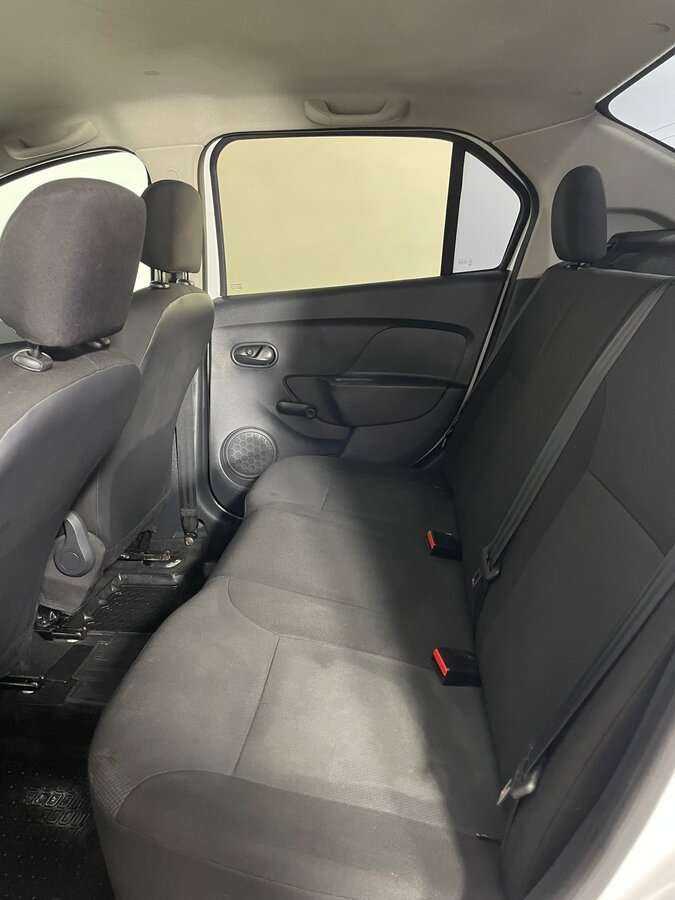 Купить Renault Logan с пробегом. Фото: #20