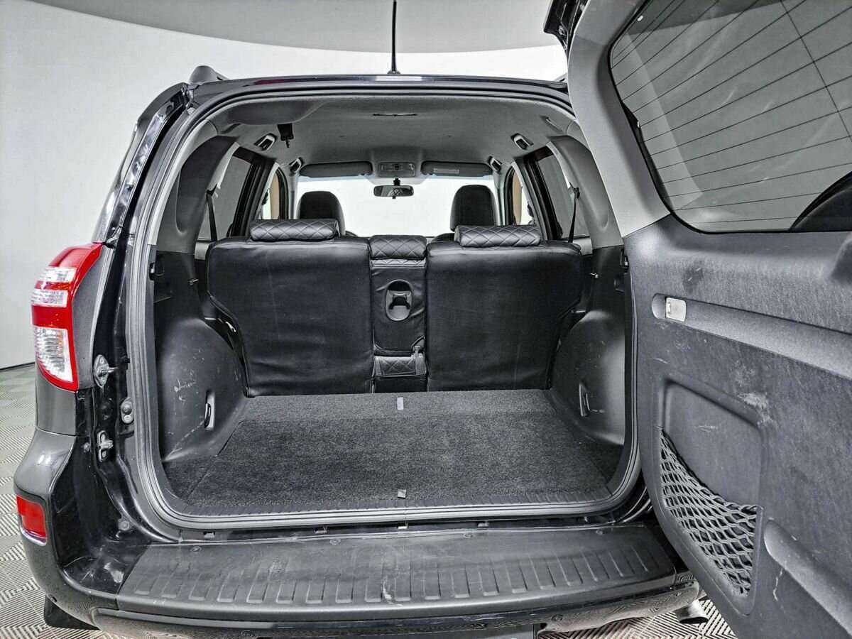 Купить Toyota RAV4 с пробегом. Фото: #9