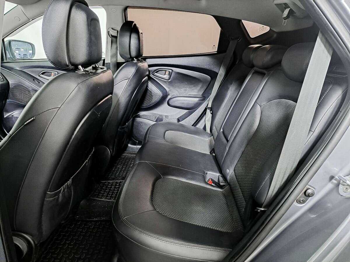 Купить Hyundai ix35 с пробегом. Фото: #9