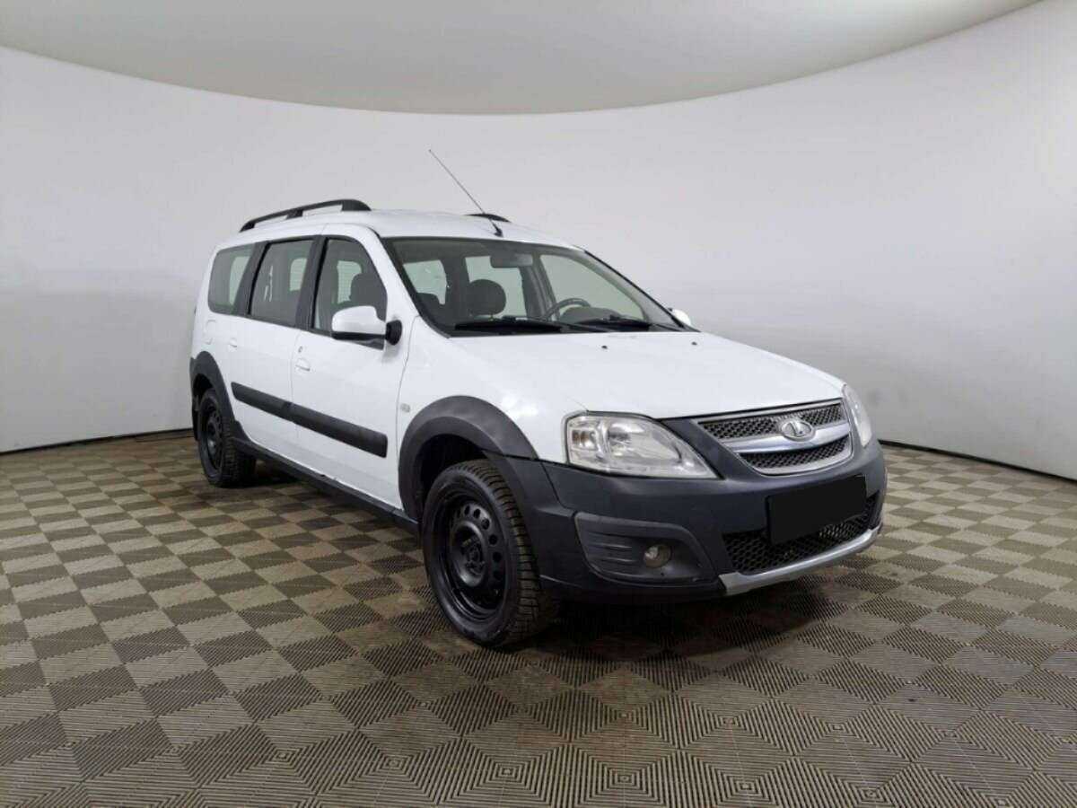 Купить Lada (ВАЗ) Largus с пробегом. Фото: #2