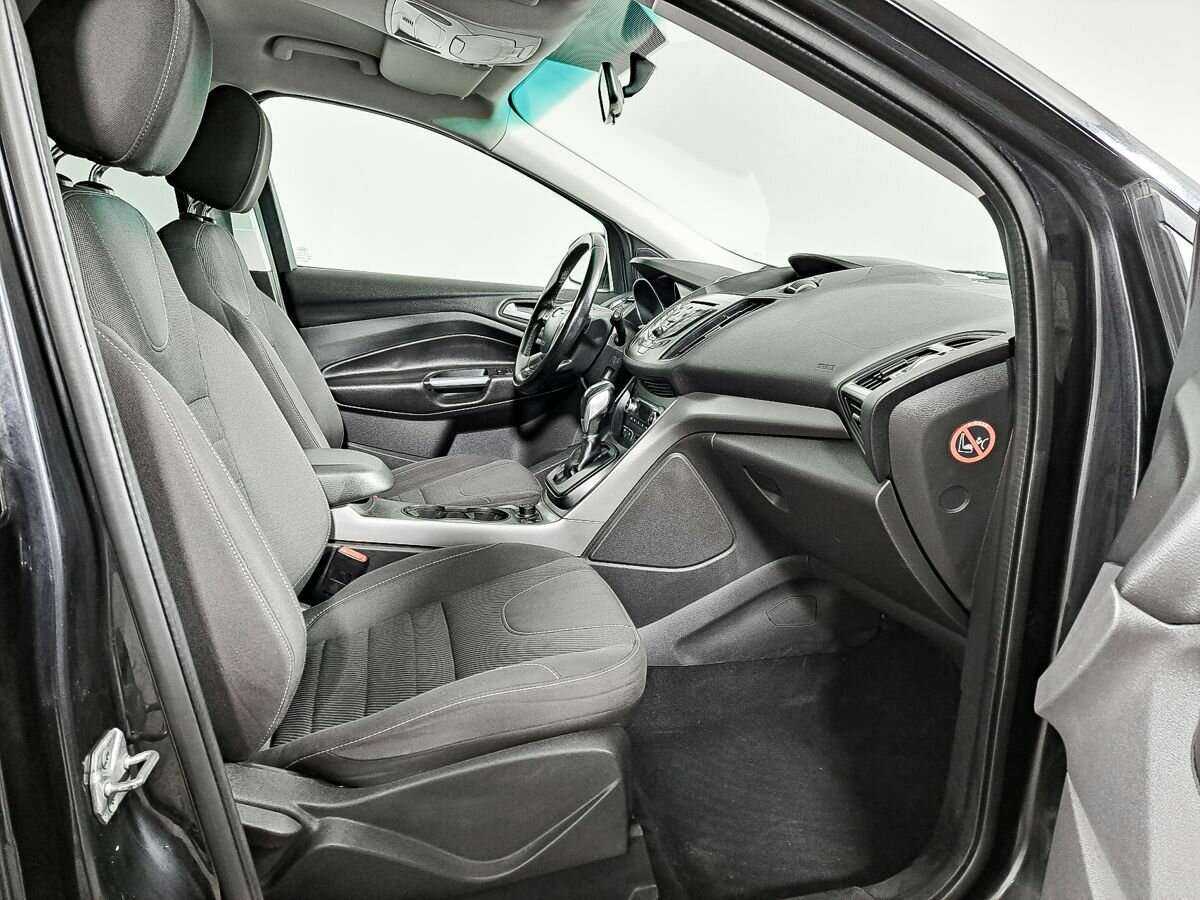 Купить Ford Kuga с пробегом. Фото: #8