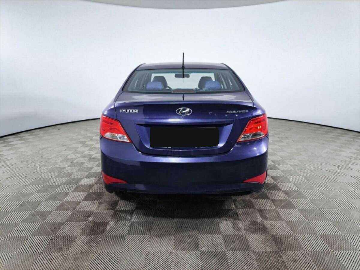 Купить Hyundai Solaris с пробегом. Фото: #4