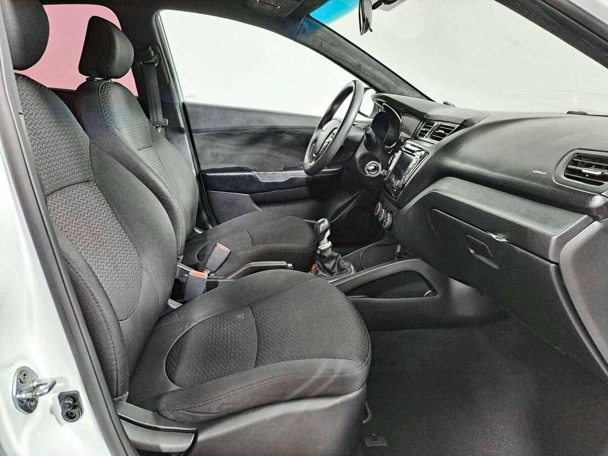 Купить Kia Rio с пробегом. Фото: #8