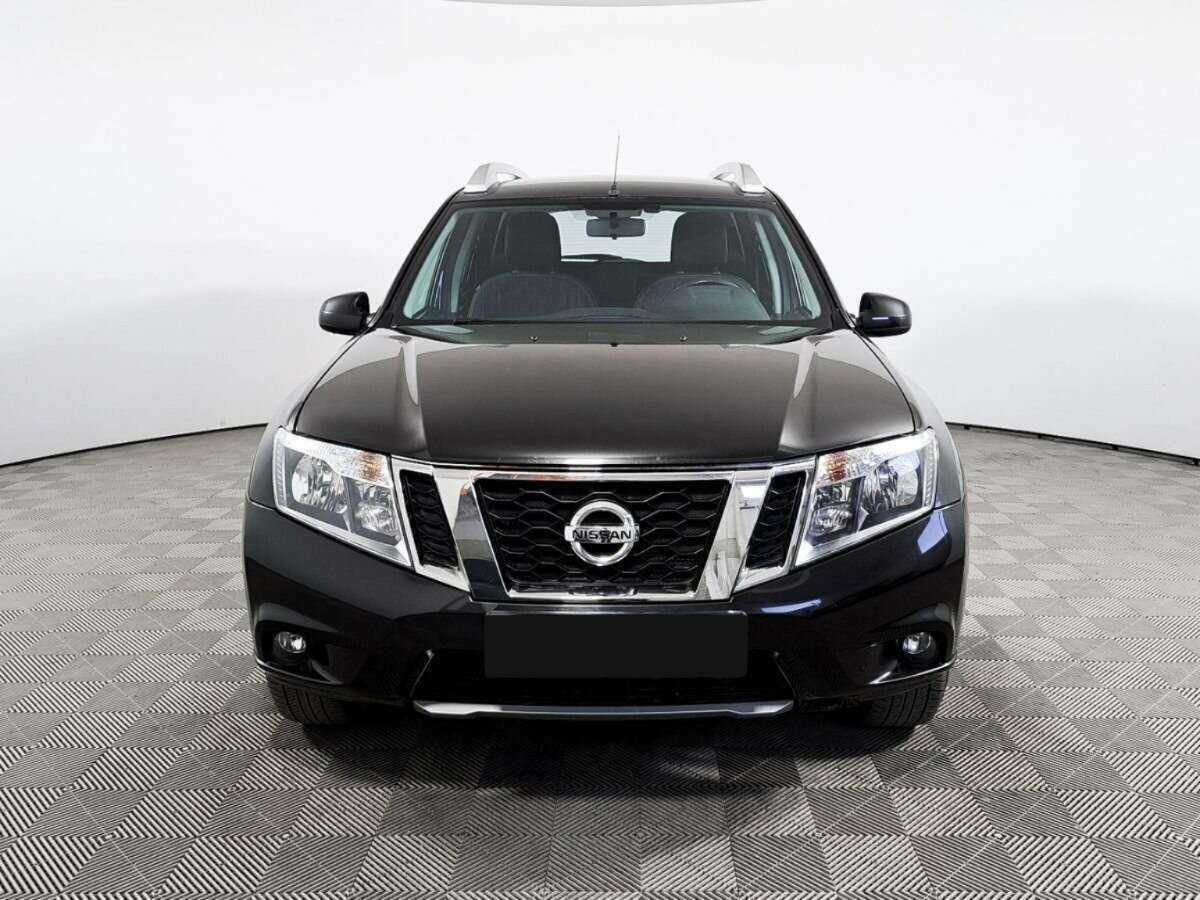 Купить Nissan Terrano с пробегом. Фото: #1