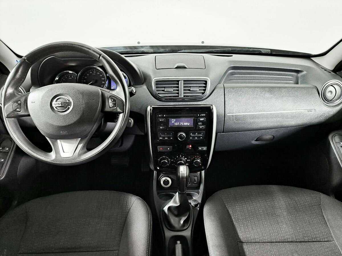 Купить Nissan Terrano с пробегом. Фото: #7