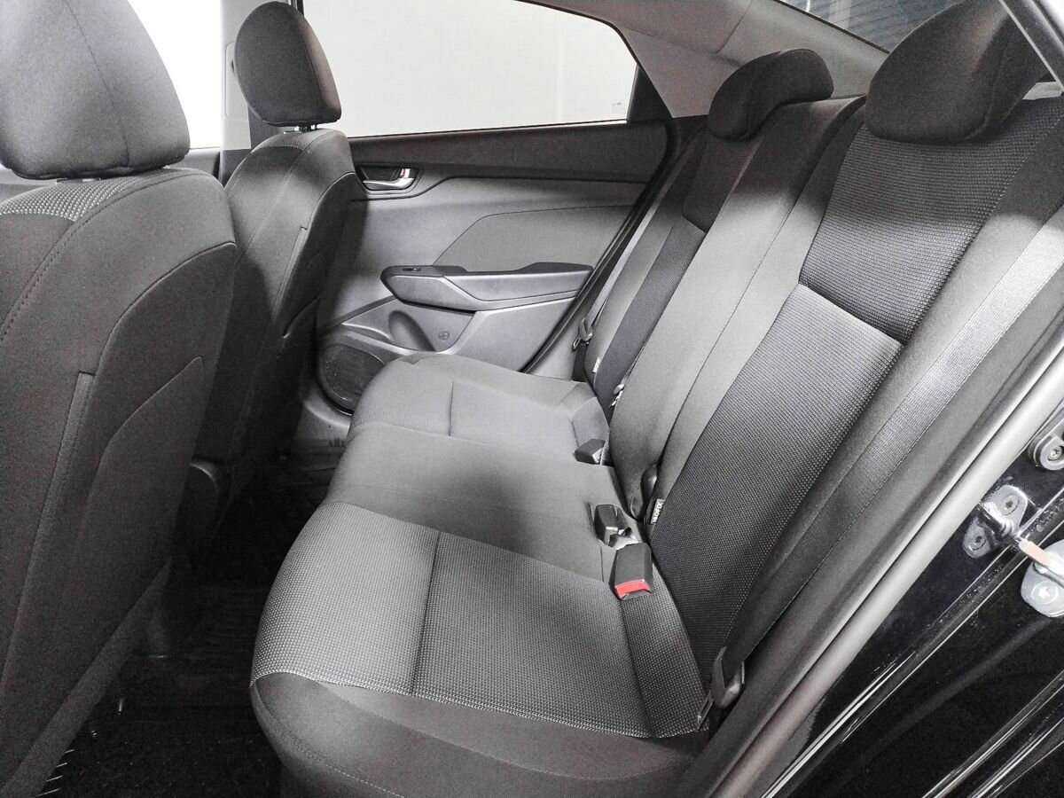 Купить Hyundai Solaris с пробегом. Фото: #8