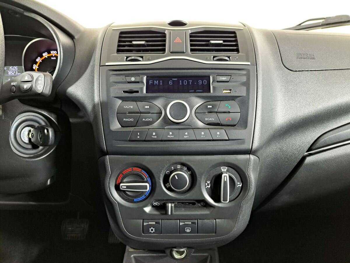 Купить Lada (ВАЗ) Granta с пробегом. Фото: #12