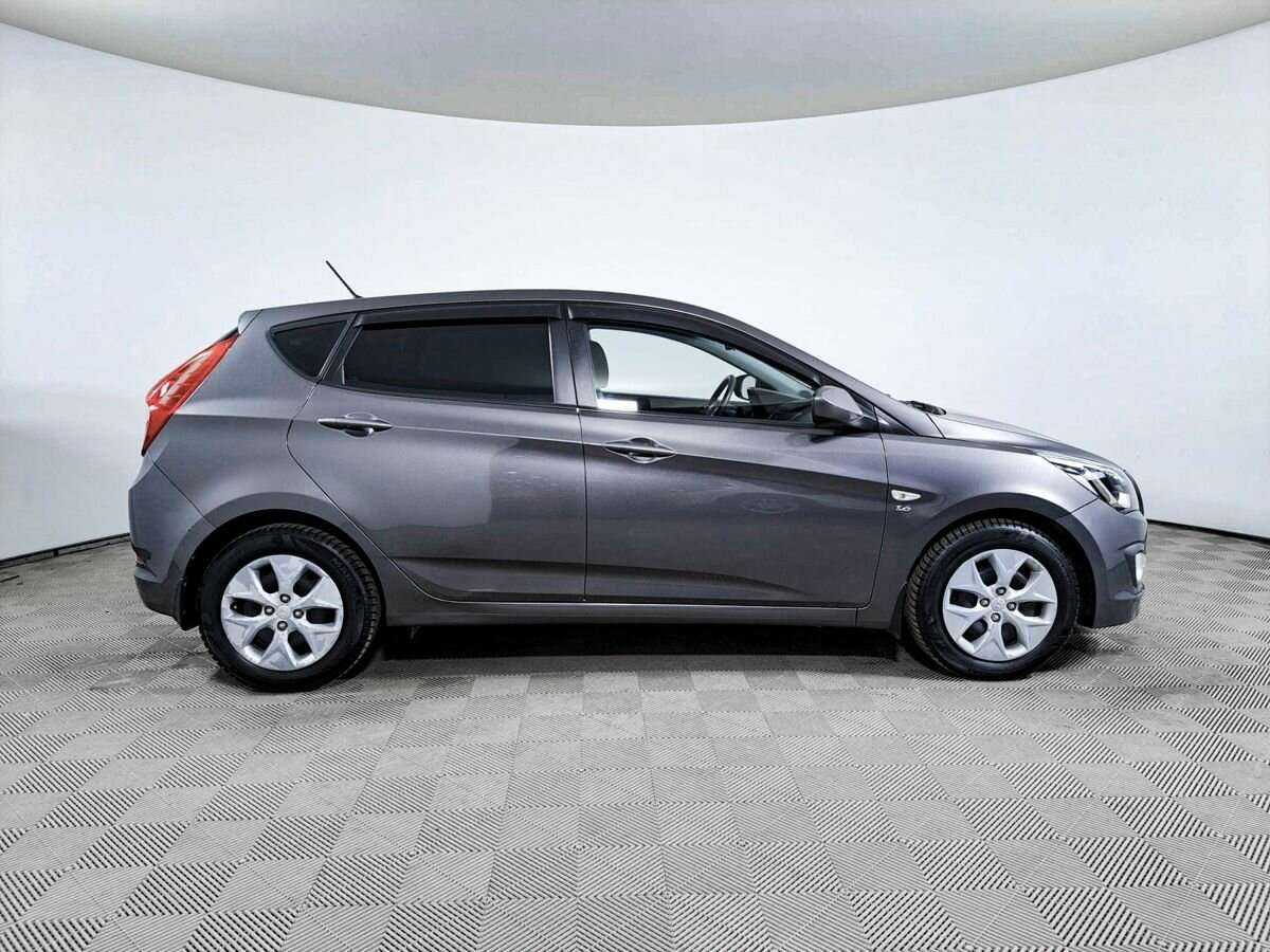 Купить Hyundai Solaris с пробегом. Фото: #3