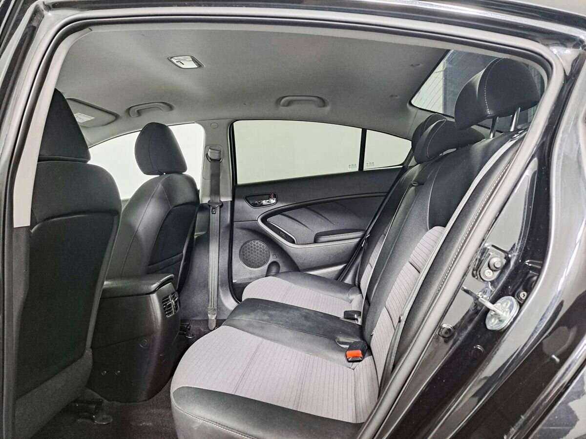 Купить Kia Cerato с пробегом. Фото: #9