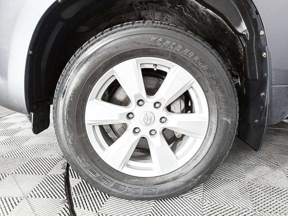 Купить Toyota Land Cruiser Prado с пробегом. Фото: #12