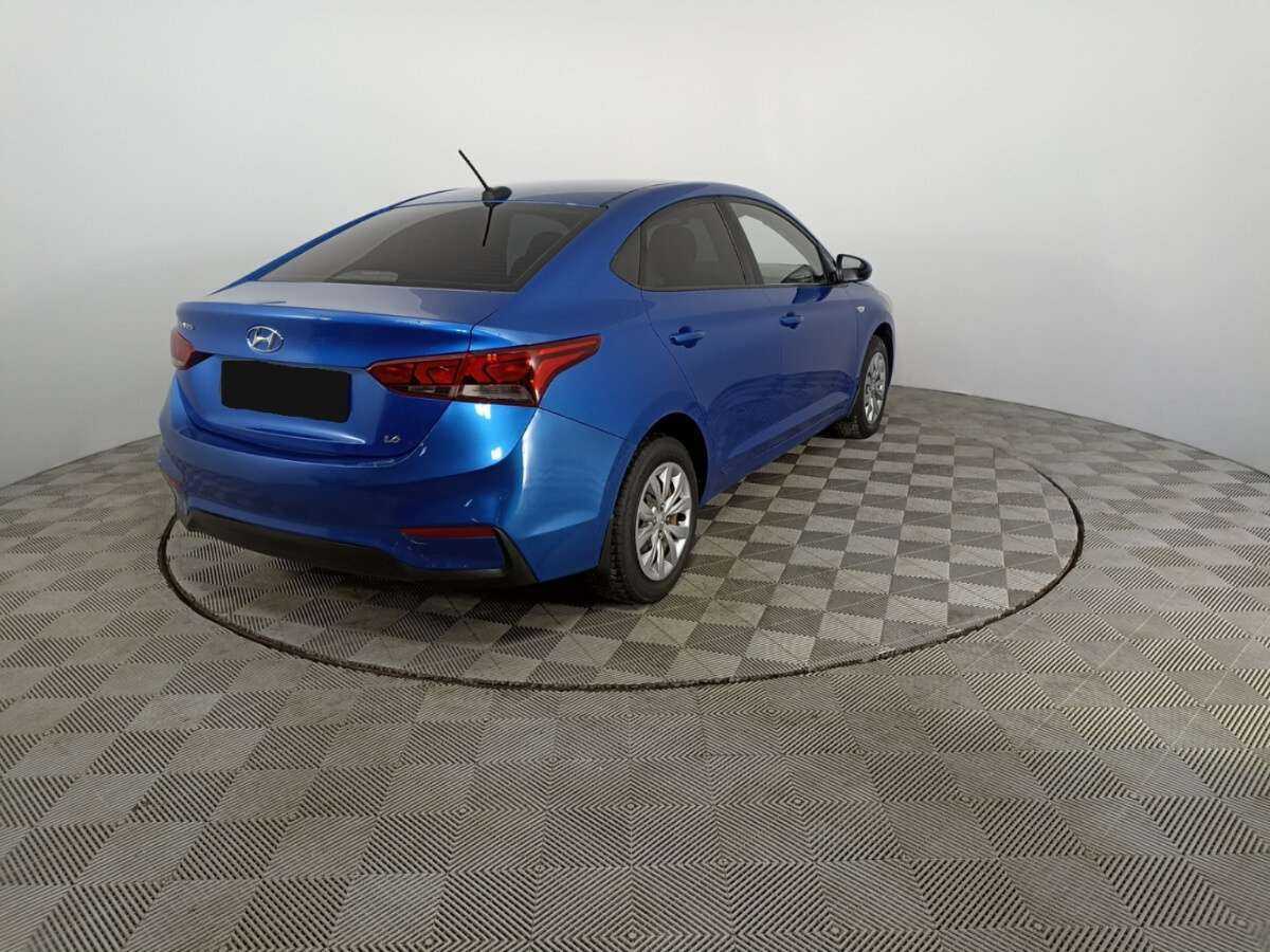 Купить Hyundai Solaris с пробегом. Фото: #4