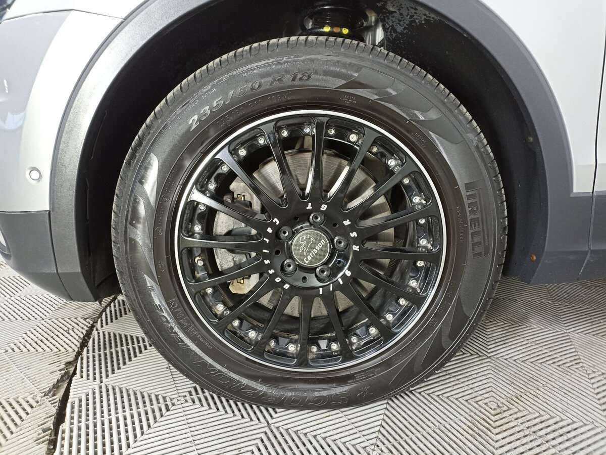 Купить Volkswagen Tiguan с пробегом. Фото: #17