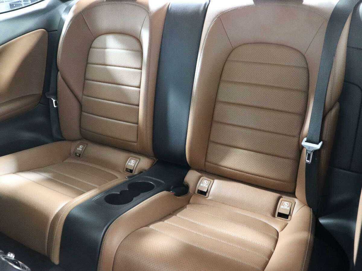 Купить Mercedes-Benz C-Класс с пробегом. Фото: #10