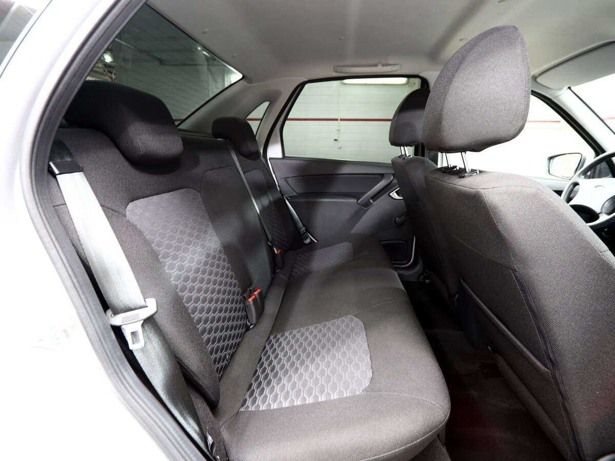 Купить Lada (ВАЗ) Granta с пробегом. Фото: #17