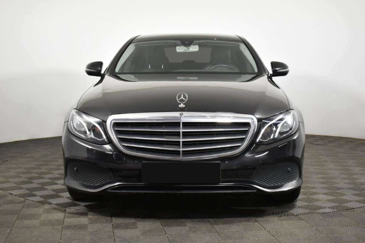 Купить Mercedes-Benz E-Класс с пробегом. Фото: #1