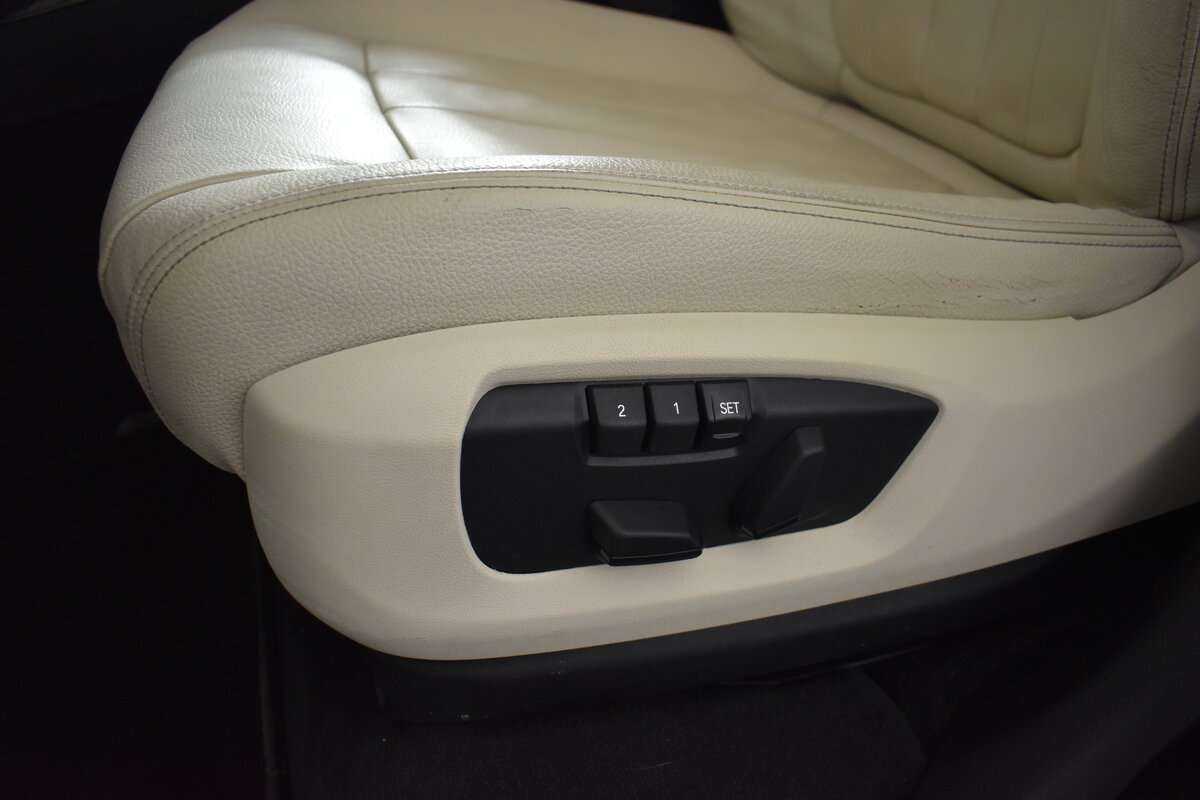 Купить BMW X5 с пробегом. Фото: #22