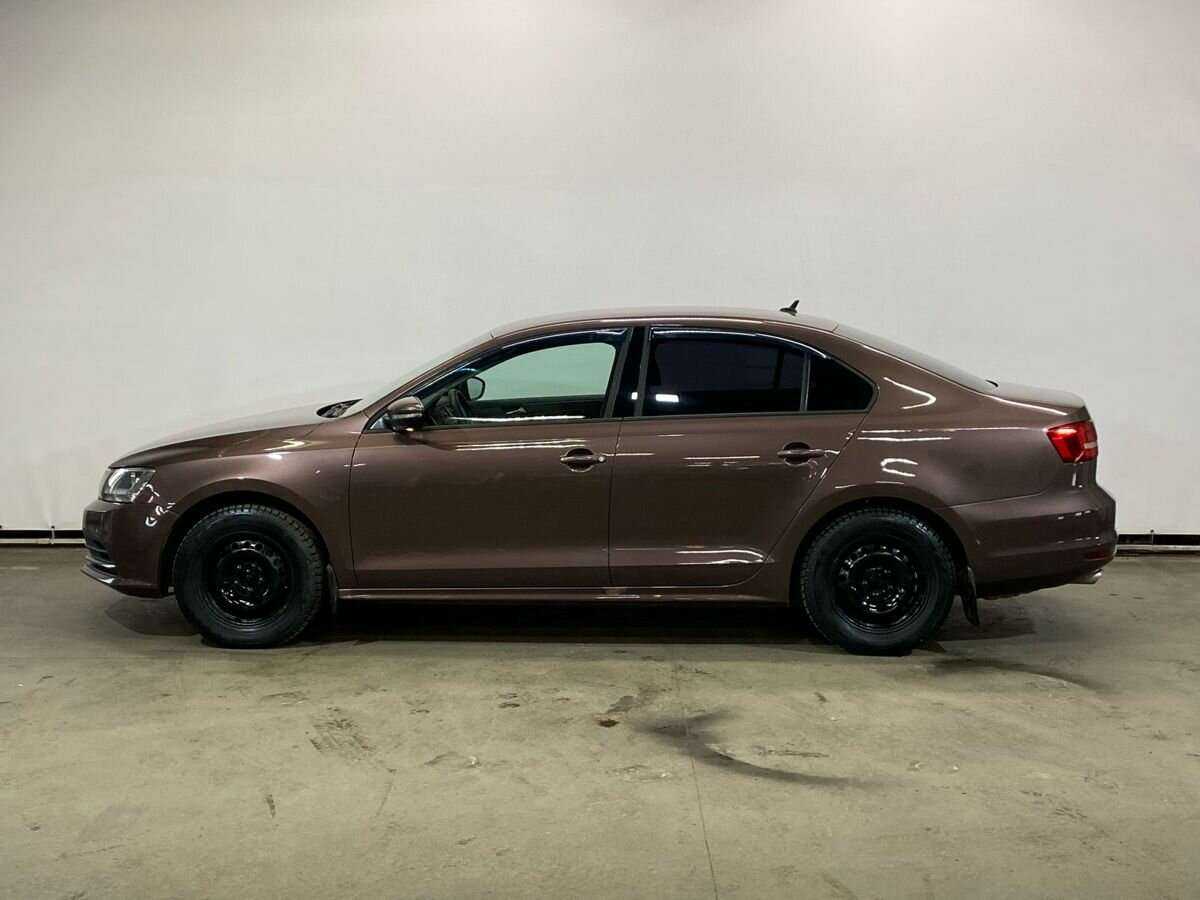 Купить Volkswagen Jetta с пробегом. Фото: #7