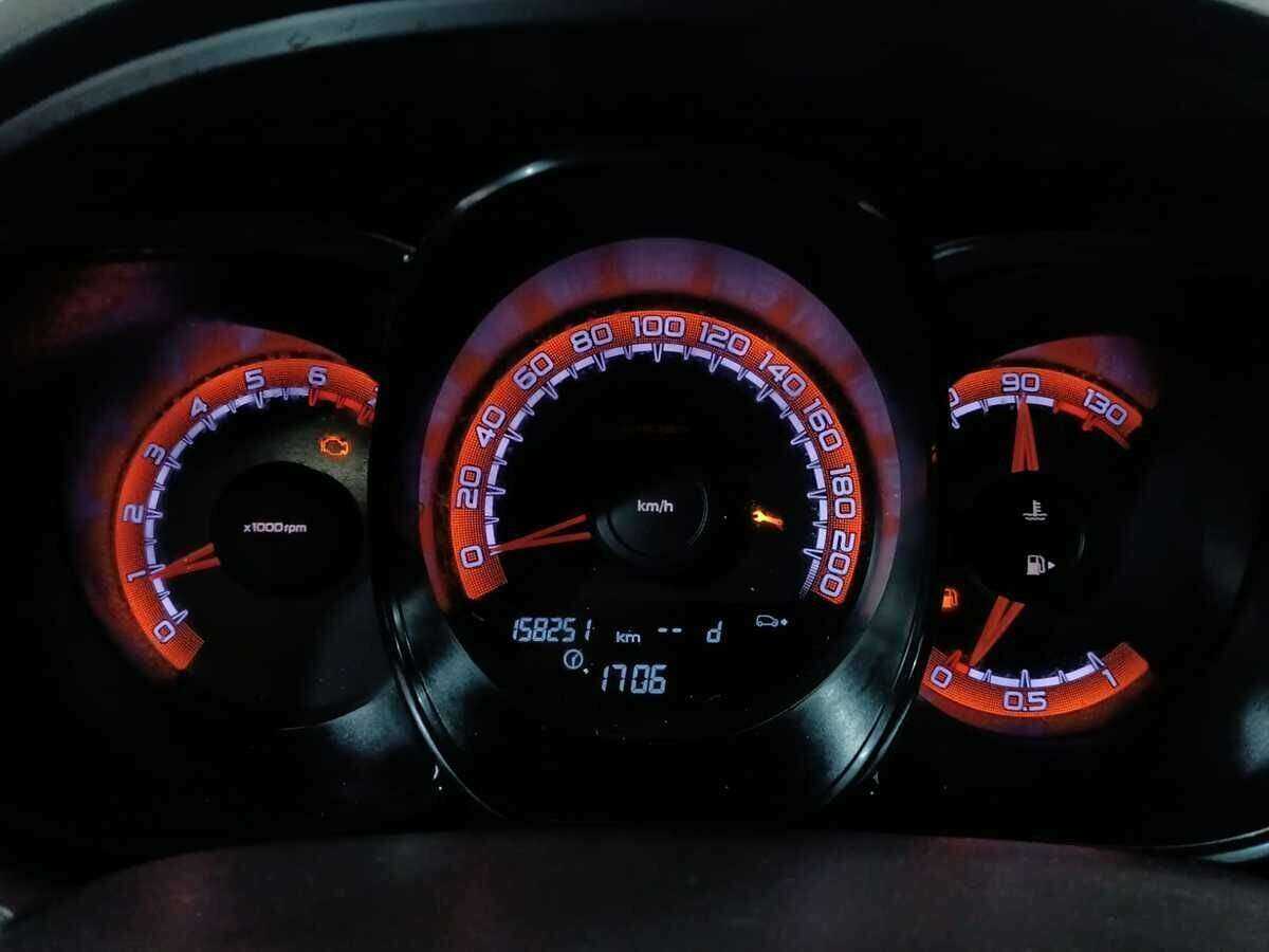 Купить Lada (ВАЗ) Vesta с пробегом. Фото: #12