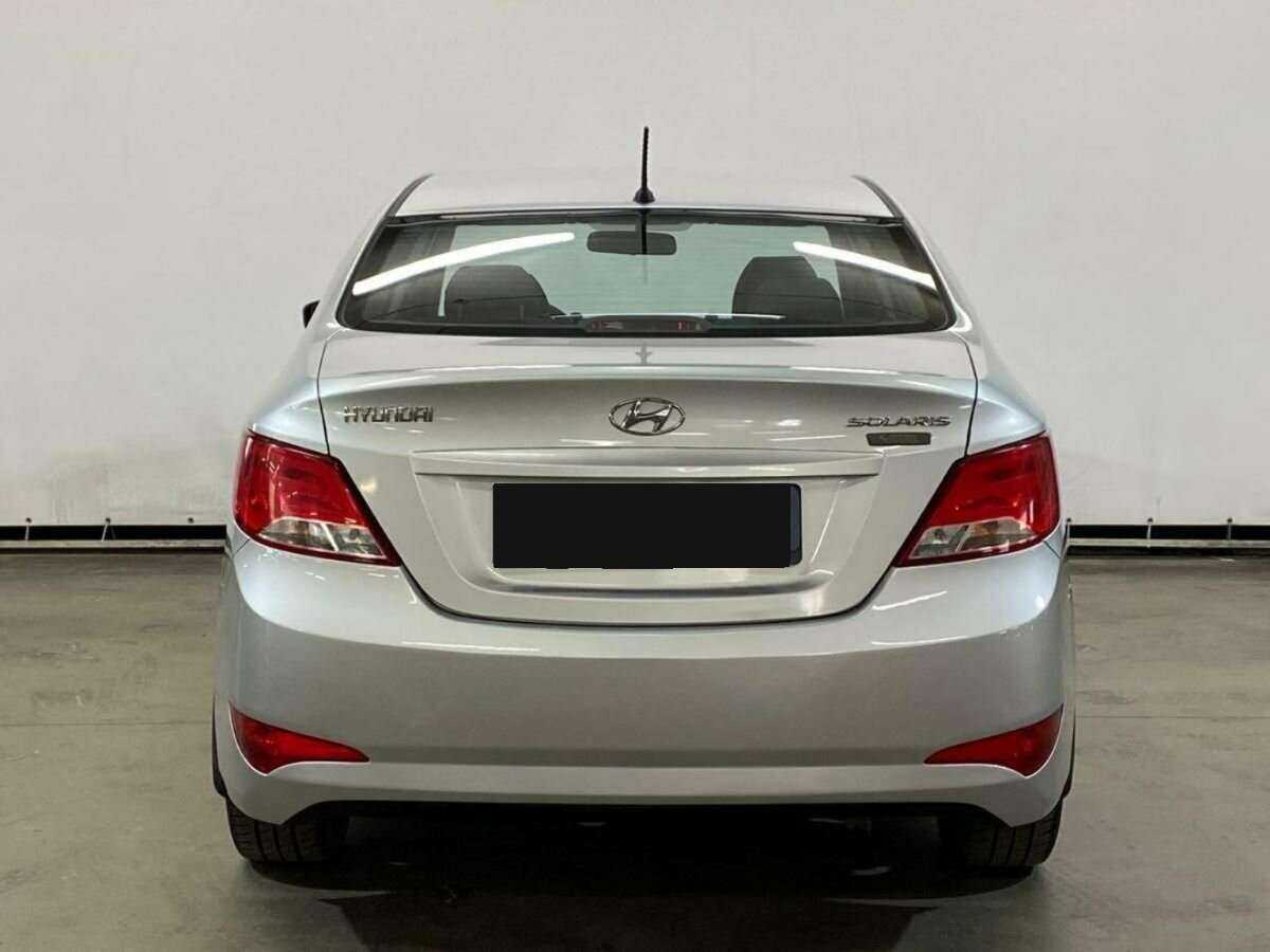 Купить Hyundai Solaris с пробегом. Фото: #5