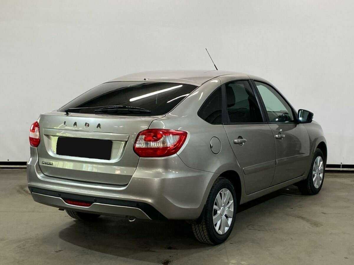 Купить Lada (ВАЗ) Granta с пробегом. Фото: #4