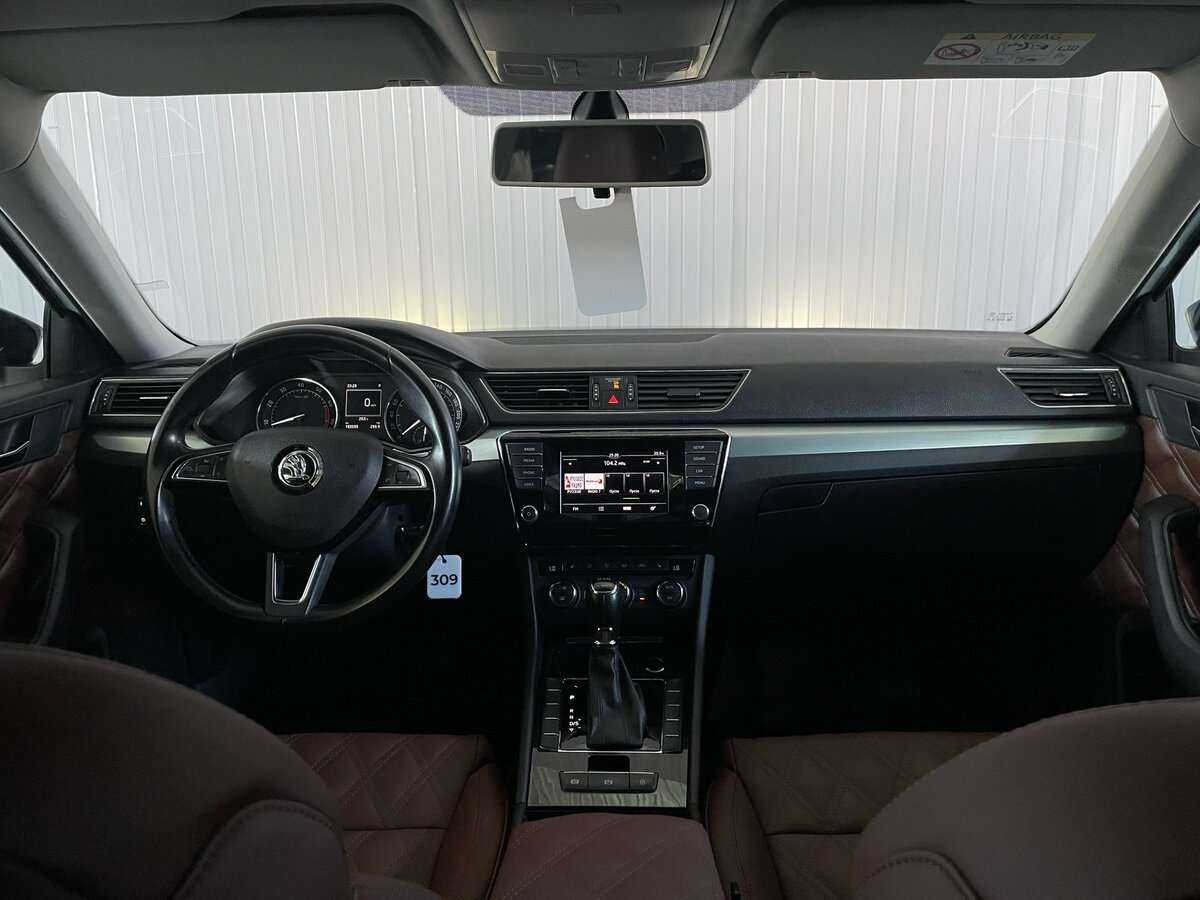 Купить Skoda Superb с пробегом. Фото: #8