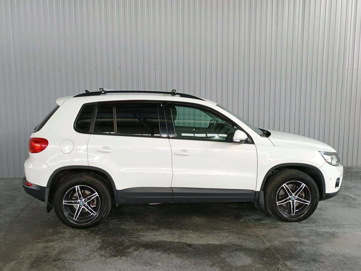 Купить Volkswagen Tiguan с пробегом. Фото: #3