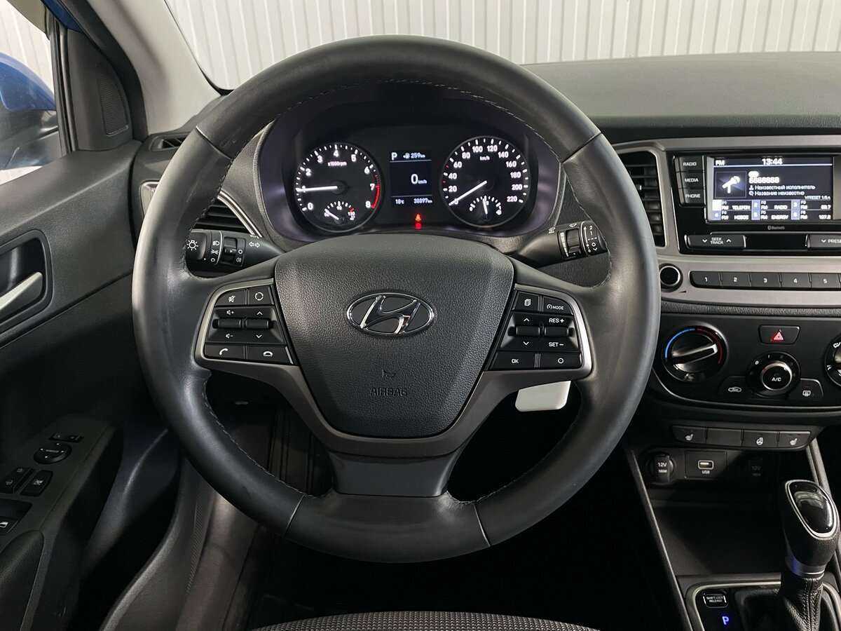 Купить Hyundai Solaris с пробегом. Фото: #9