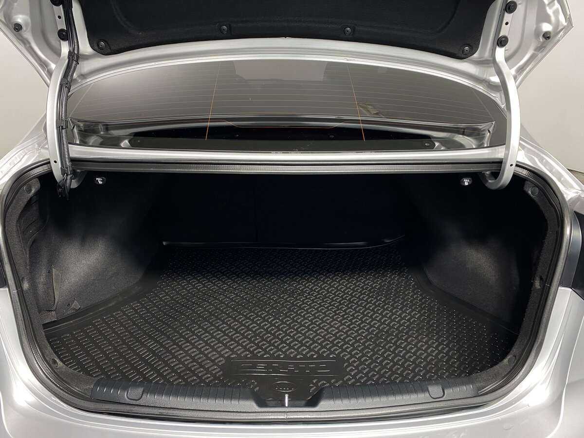 Купить Kia Cerato с пробегом. Фото: #9