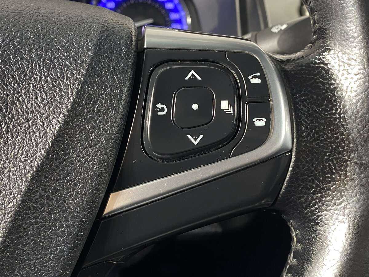 Купить Toyota Camry с пробегом. Фото: #12