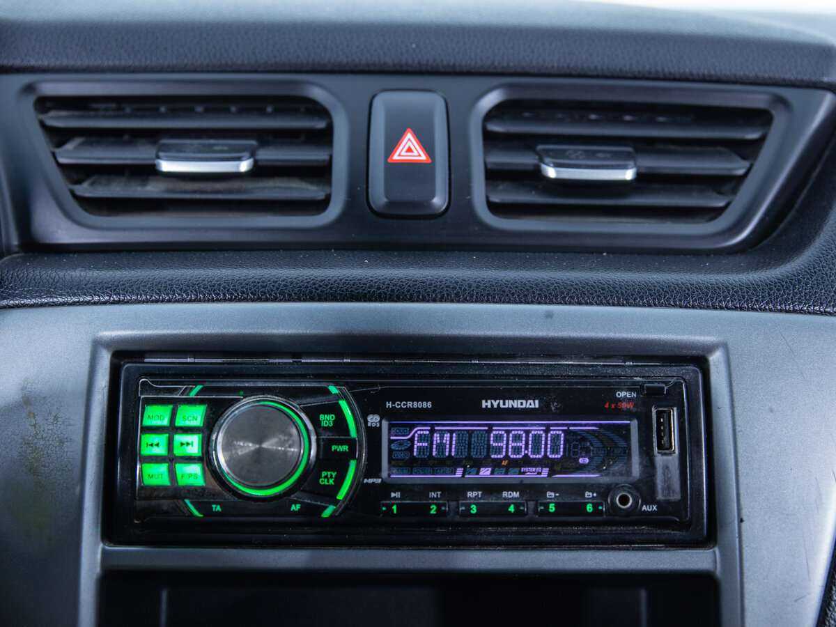 Купить Kia Rio с пробегом. Фото: #15