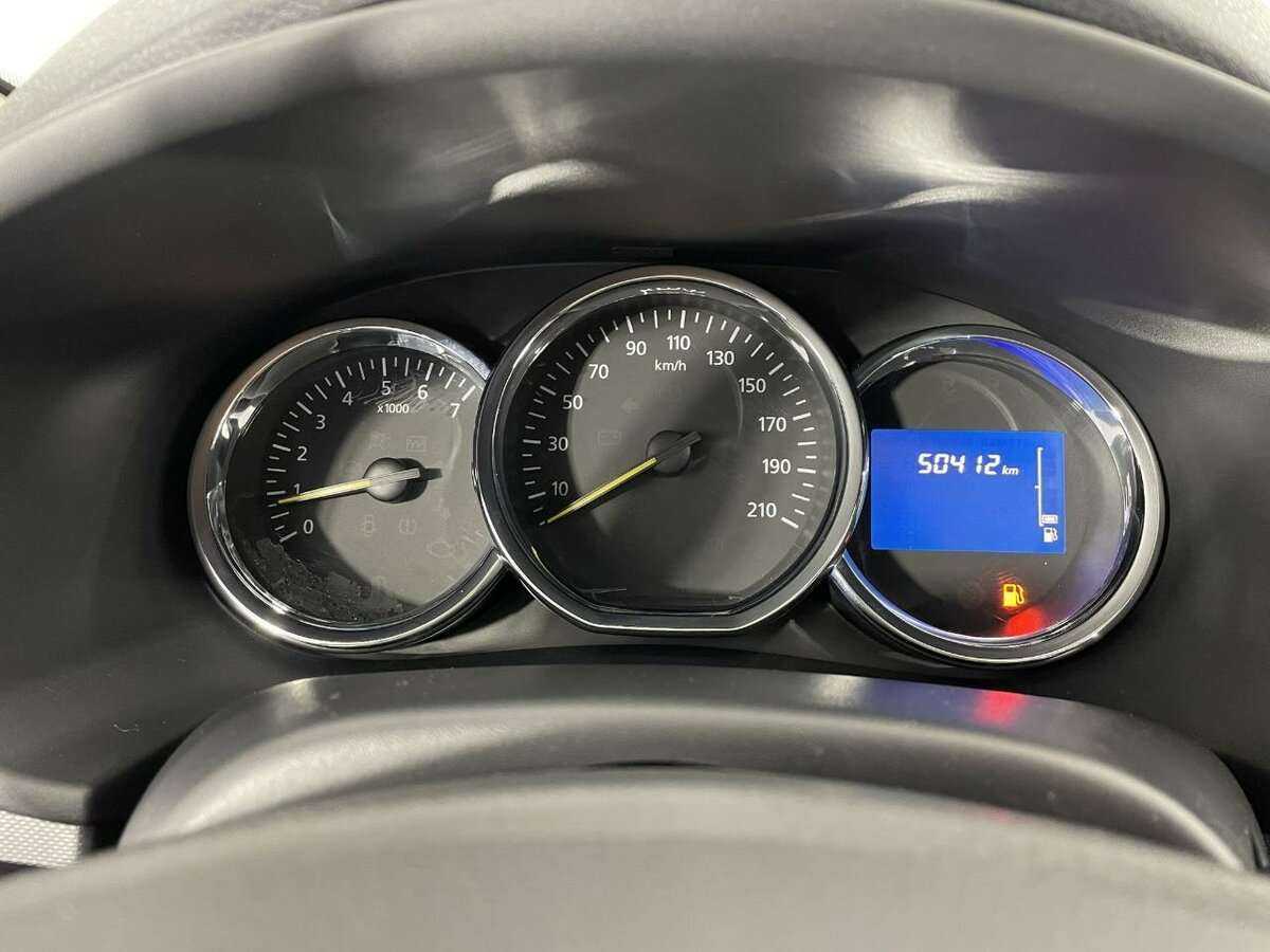 Купить Renault Logan с пробегом. Фото: #10