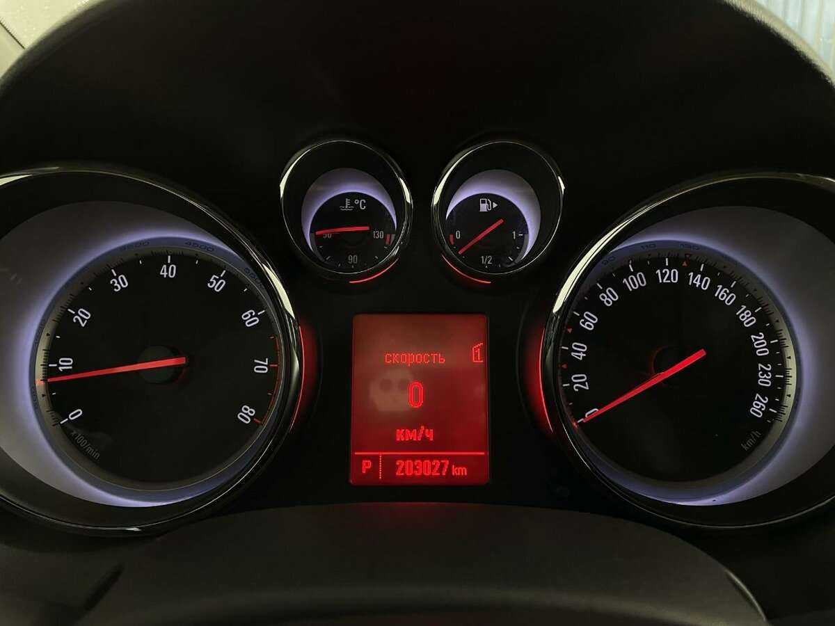 Купить Opel Astra с пробегом. Фото: #10