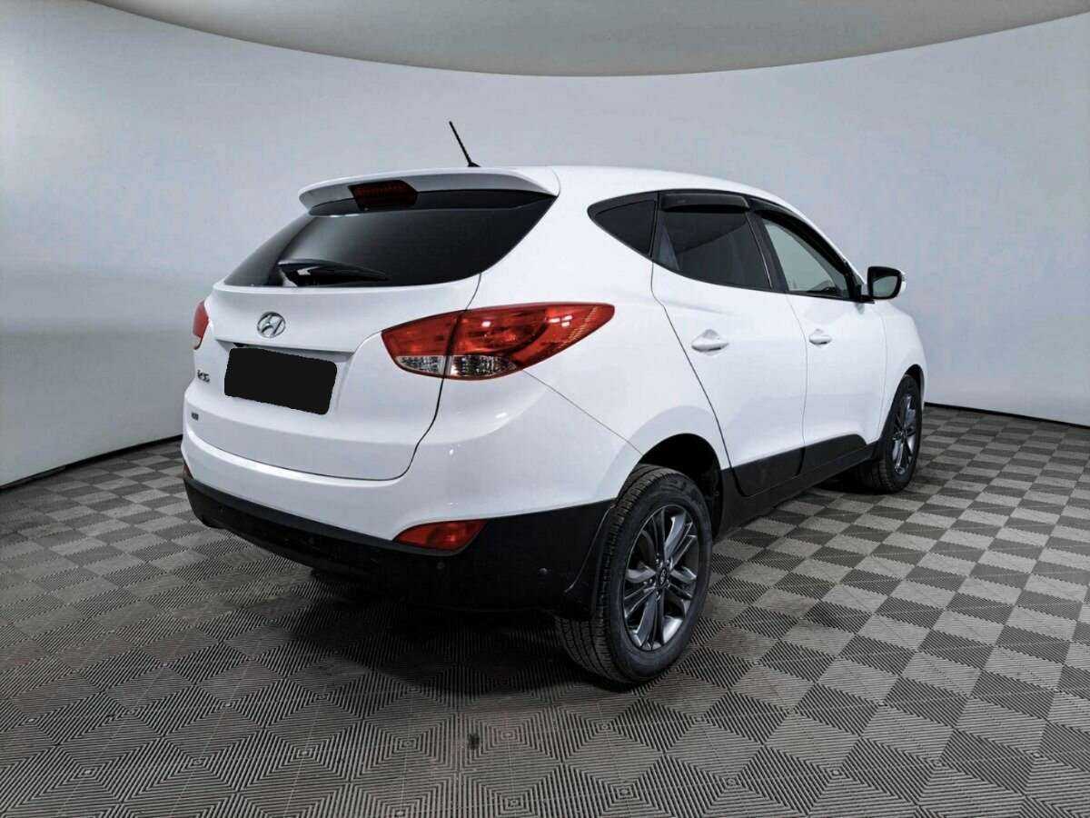 Купить Hyundai ix35 с пробегом. Фото: #4