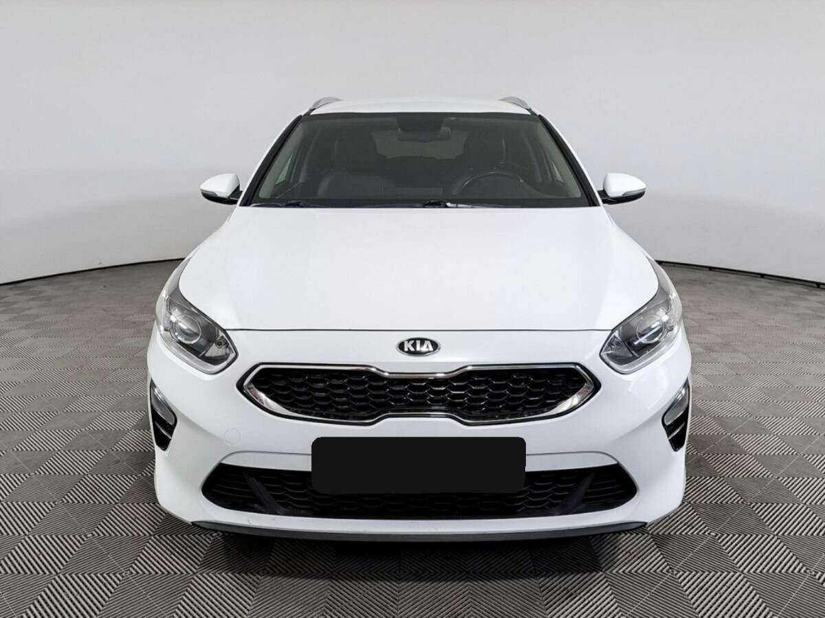 Купить Kia Ceed с пробегом. Фото: #1