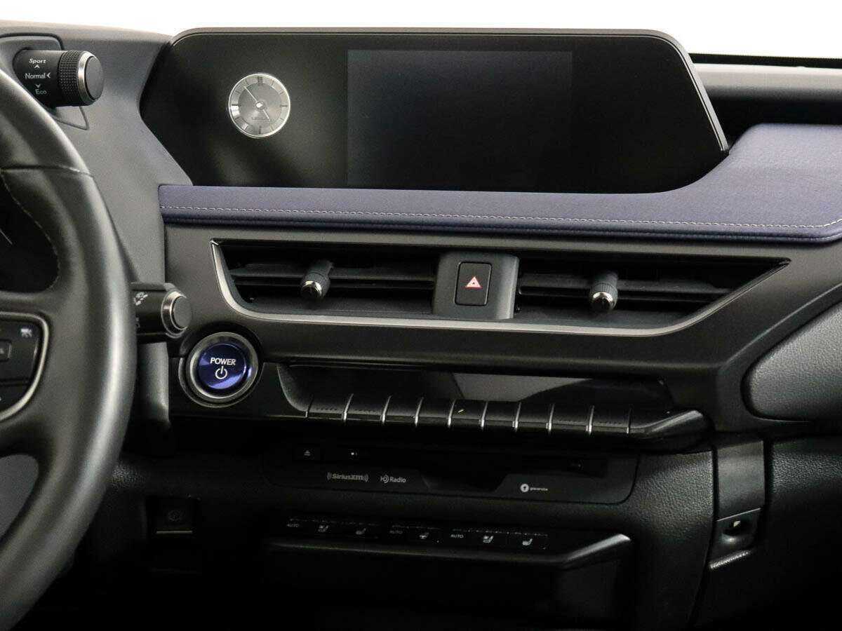 Купить Lexus UX с пробегом. Фото: #14