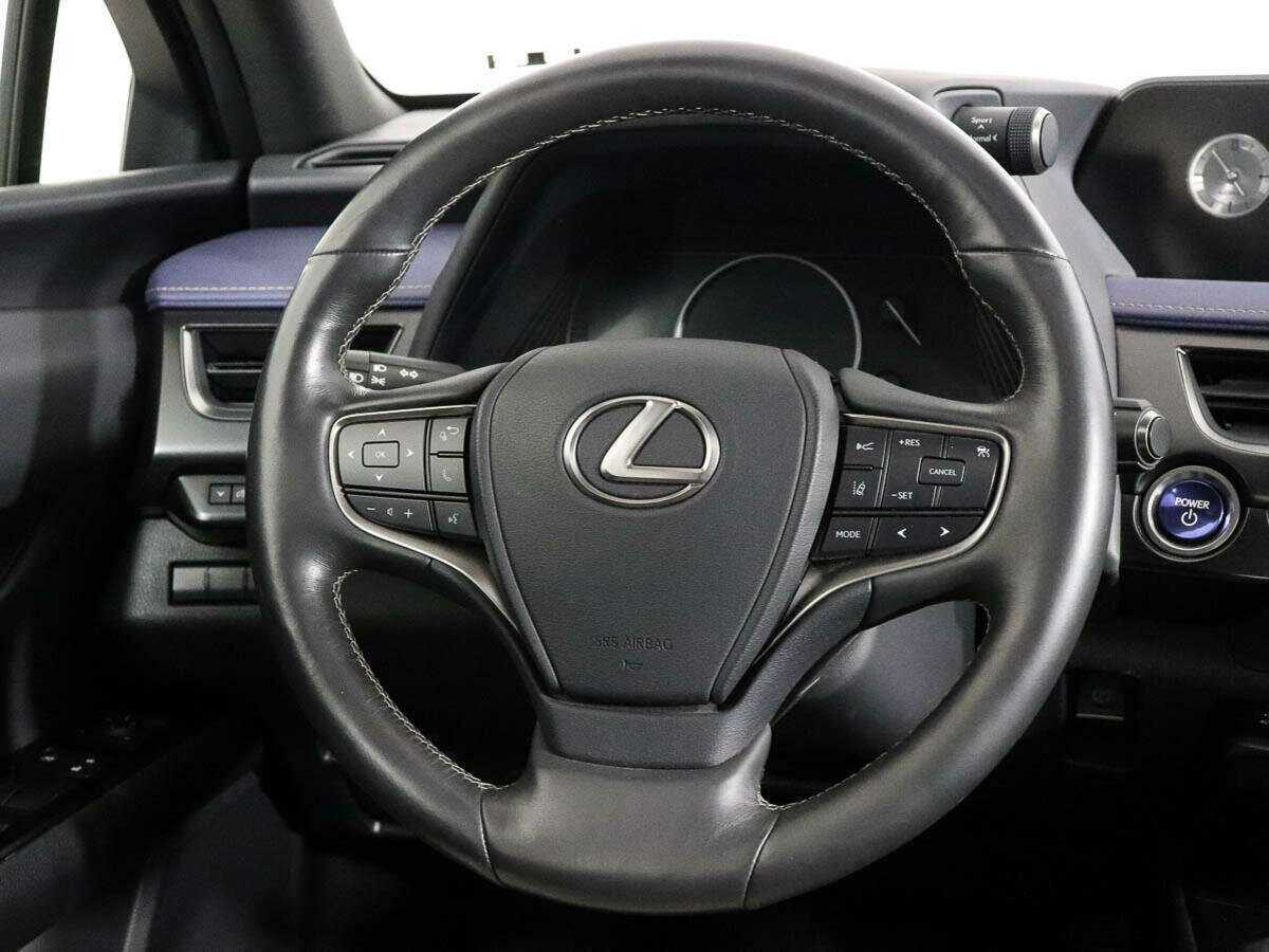 Купить Lexus UX с пробегом. Фото: #15