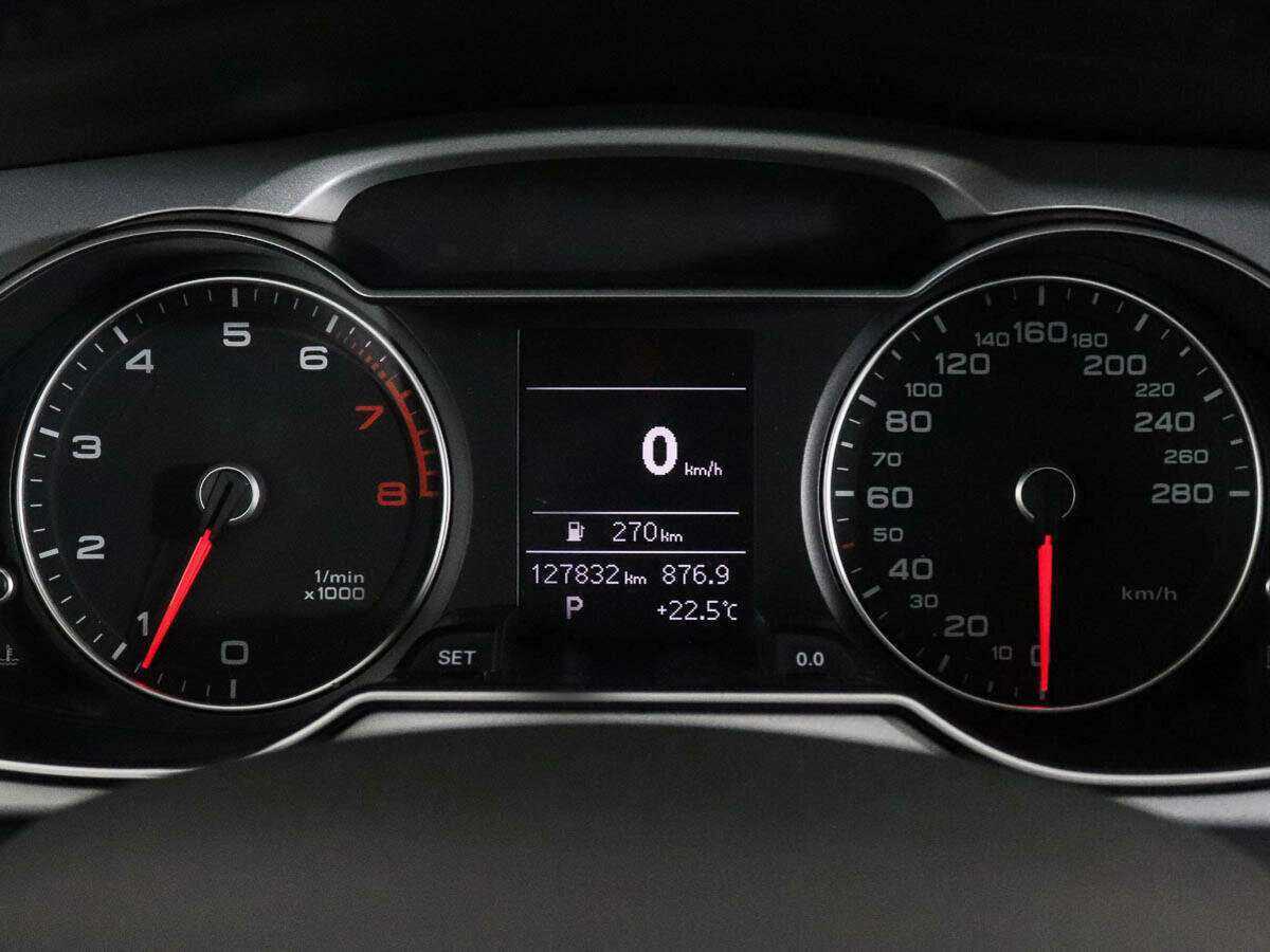 Купить Audi A4 с пробегом. Фото: #11