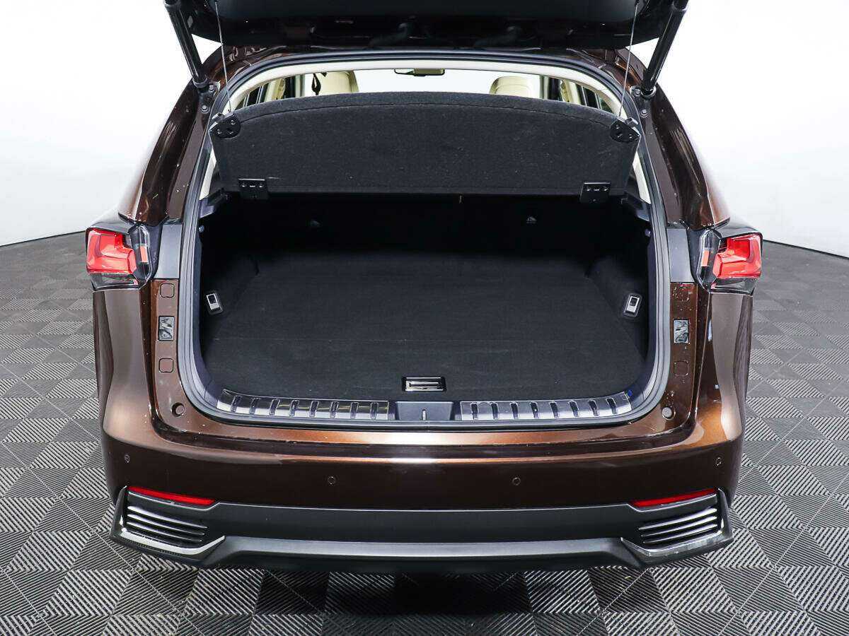 Купить Lexus NX с пробегом. Фото: #9